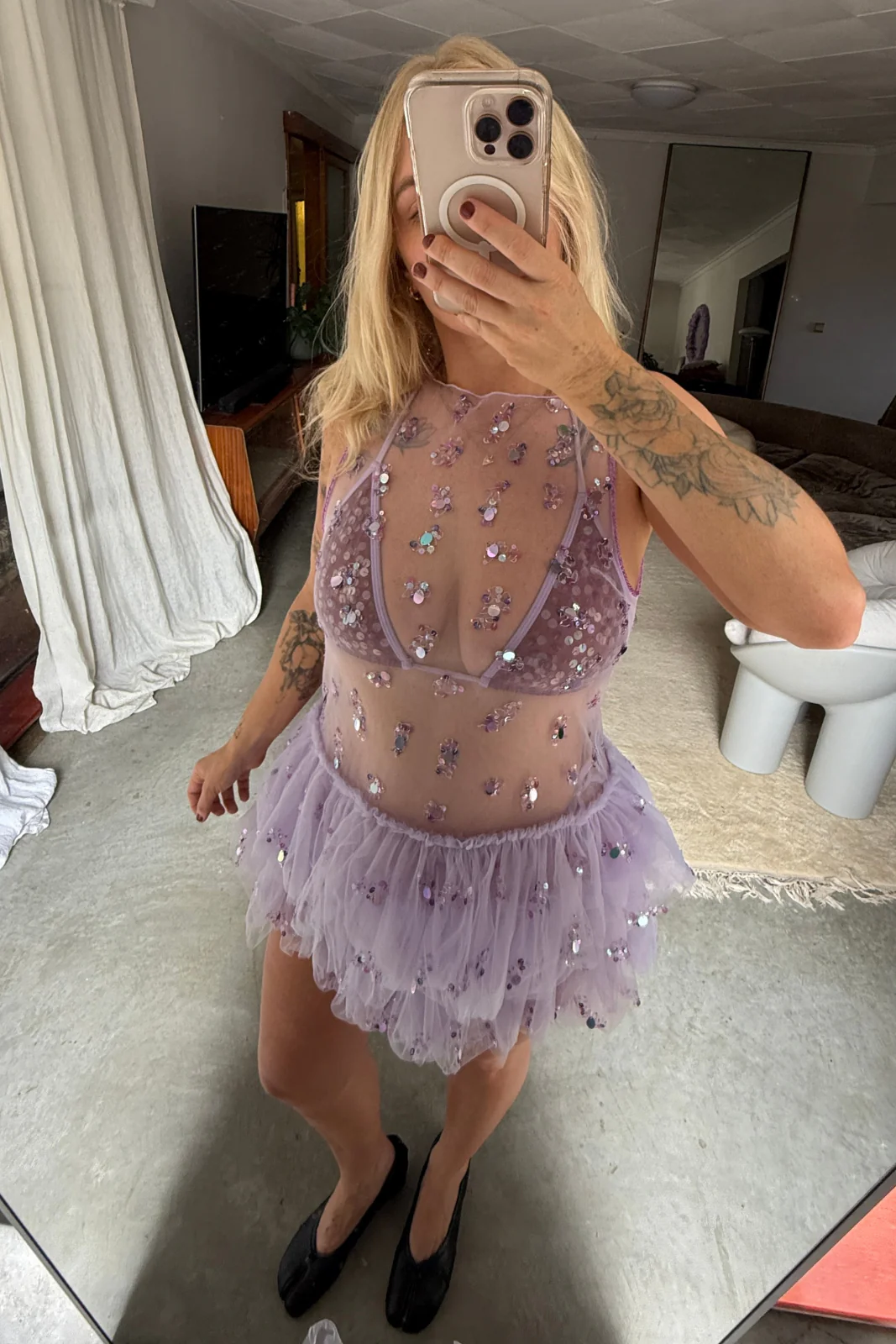 products.gallery.thumbnail_alt