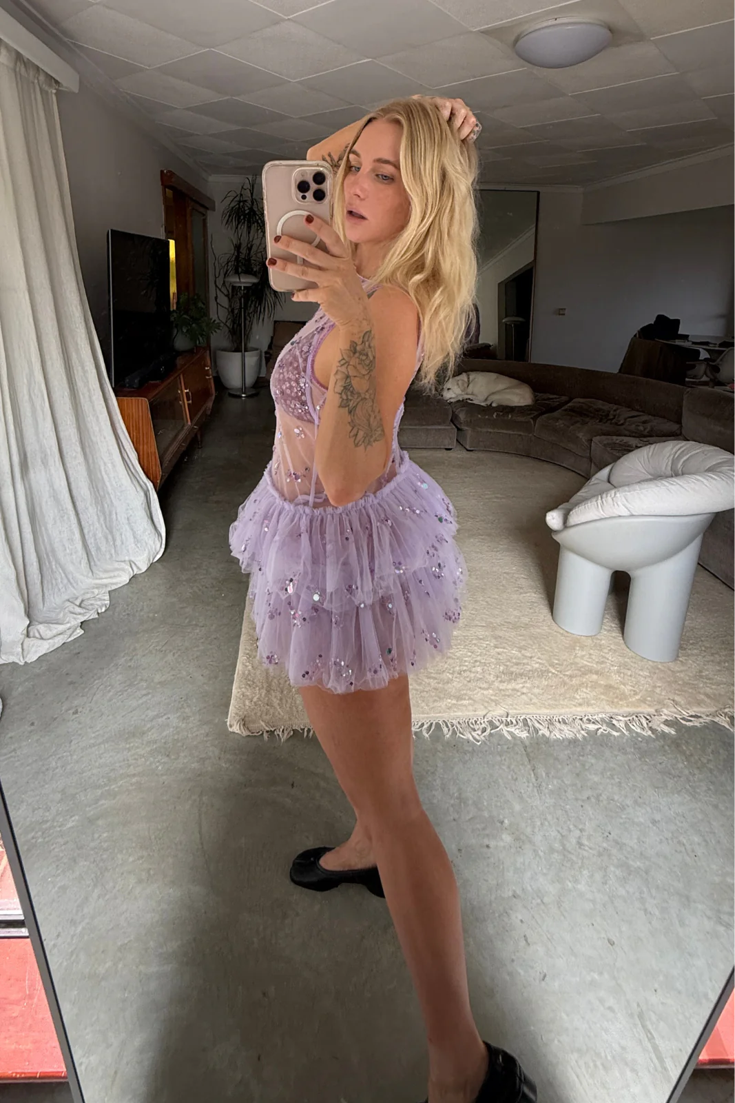 products.gallery.thumbnail_alt